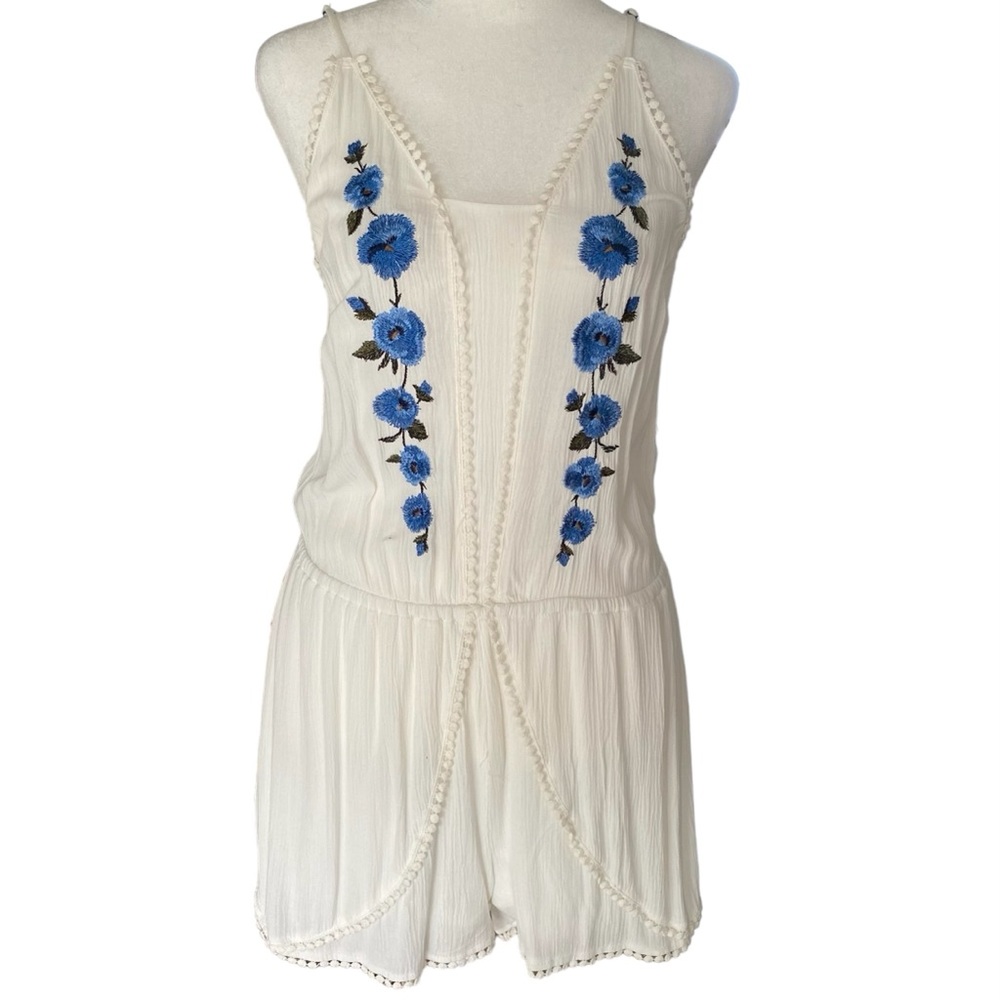 Aeropostale Embroidered White Romper